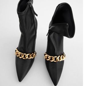 BRAND NEW!! Zara Stretch Boots with Chain Detail Sz 38 7.5